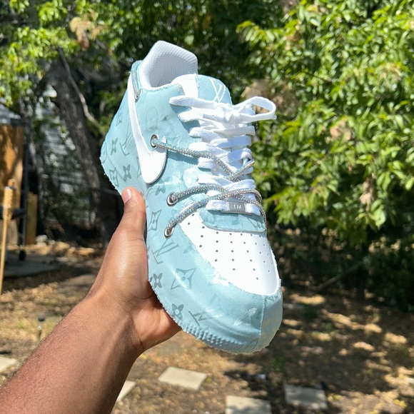Aqua blue LV custom forces - Picture 3 of 3